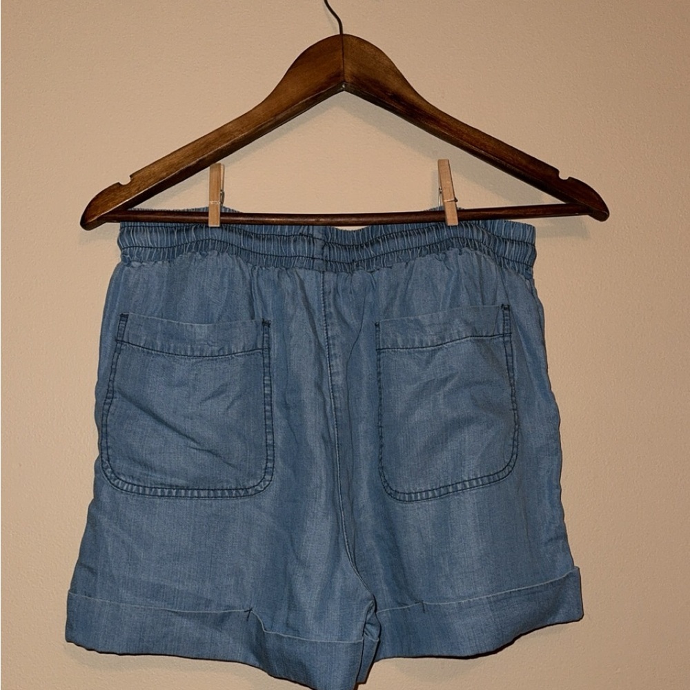 Universal Threads paper-bag tie front soft jean shorts size small - Picture 2 of 3